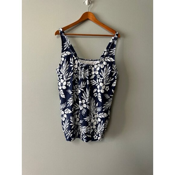 Other - NEW Womens Soze 22w Yonique Bathing Suit Top
